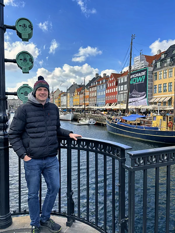 On the bridge over Nyhavn