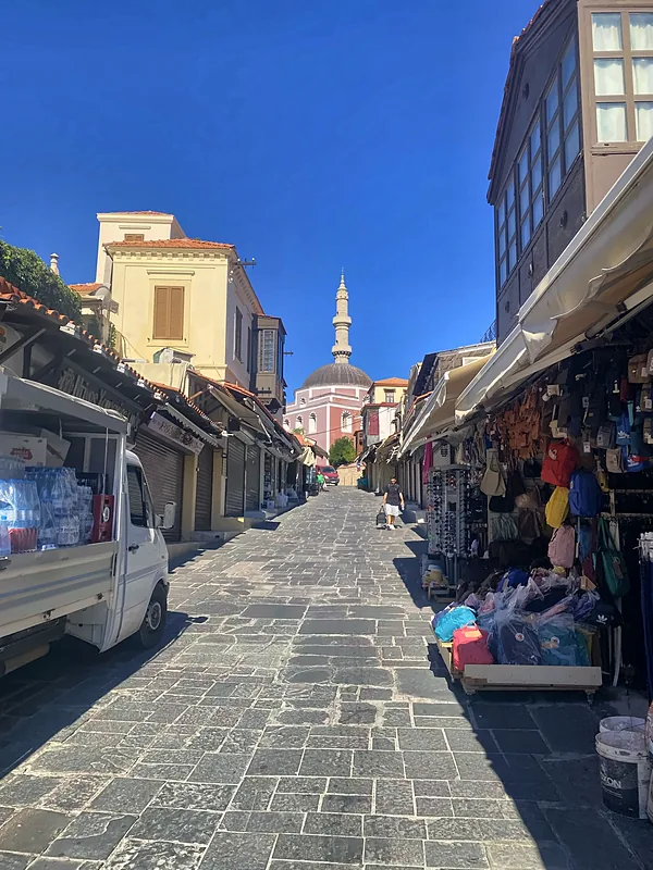 The street up to the Suleiman Mosque